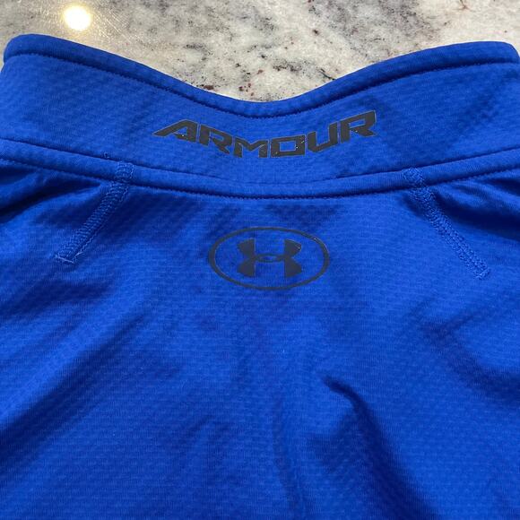 Under Armour Pullover Medium - Picture 3 of 4